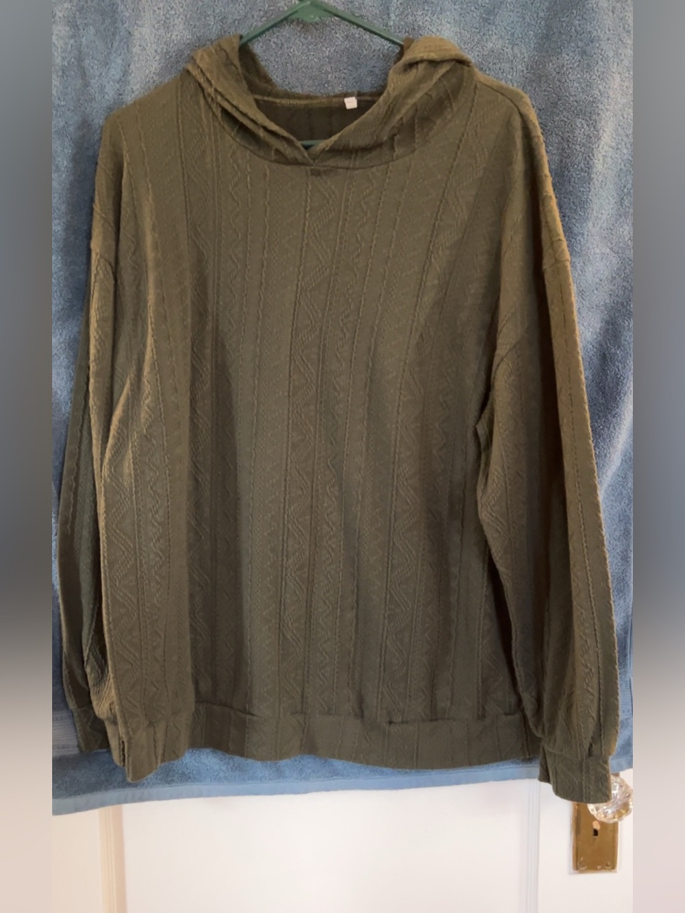 Women’s Olive Green Knit Sweater Long Sleeve Pullover